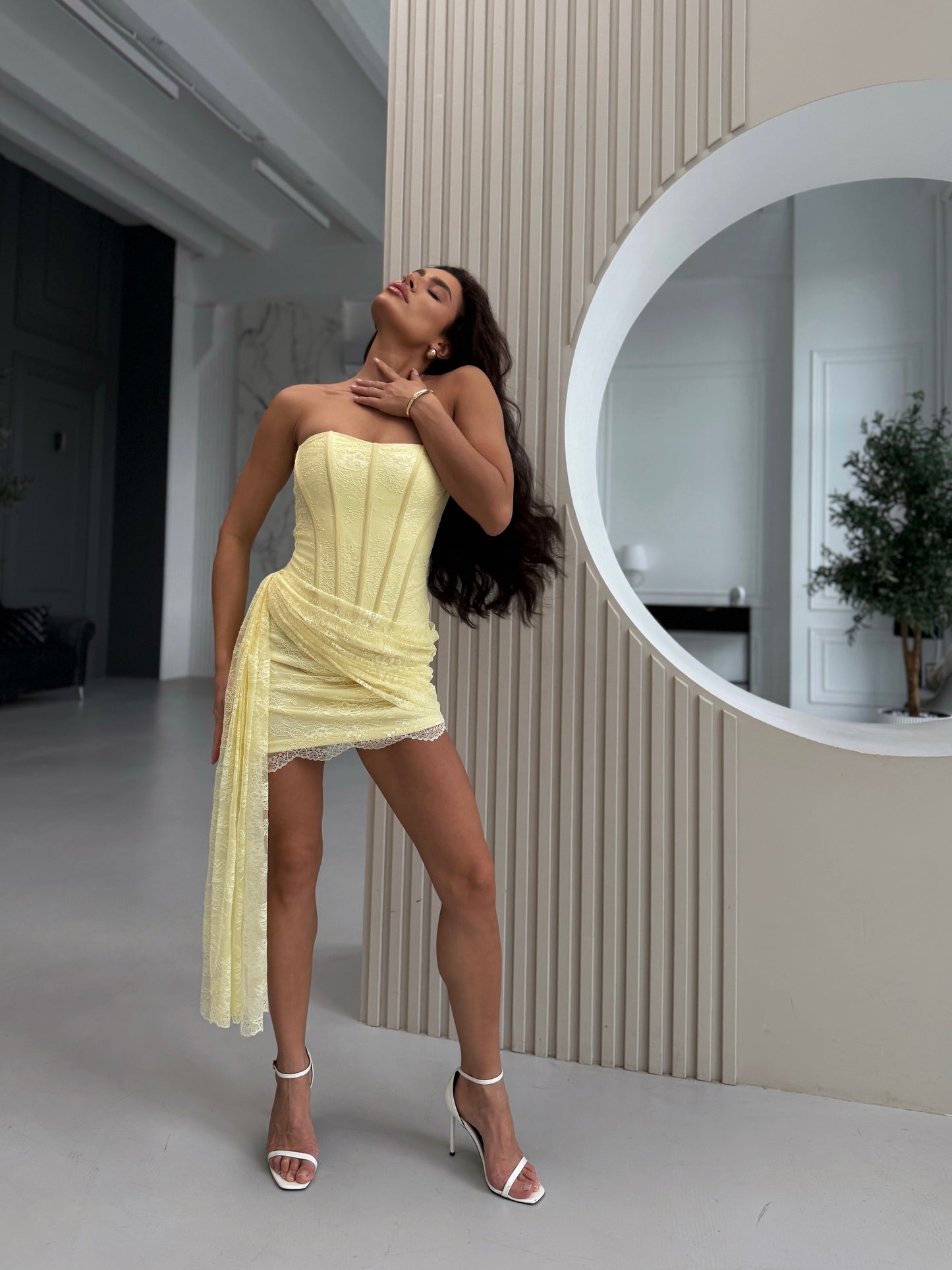 Golden Mini Vika