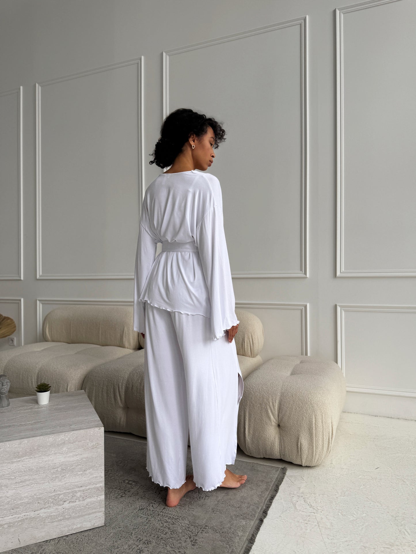 White Knit Three-Piece Lounge Set