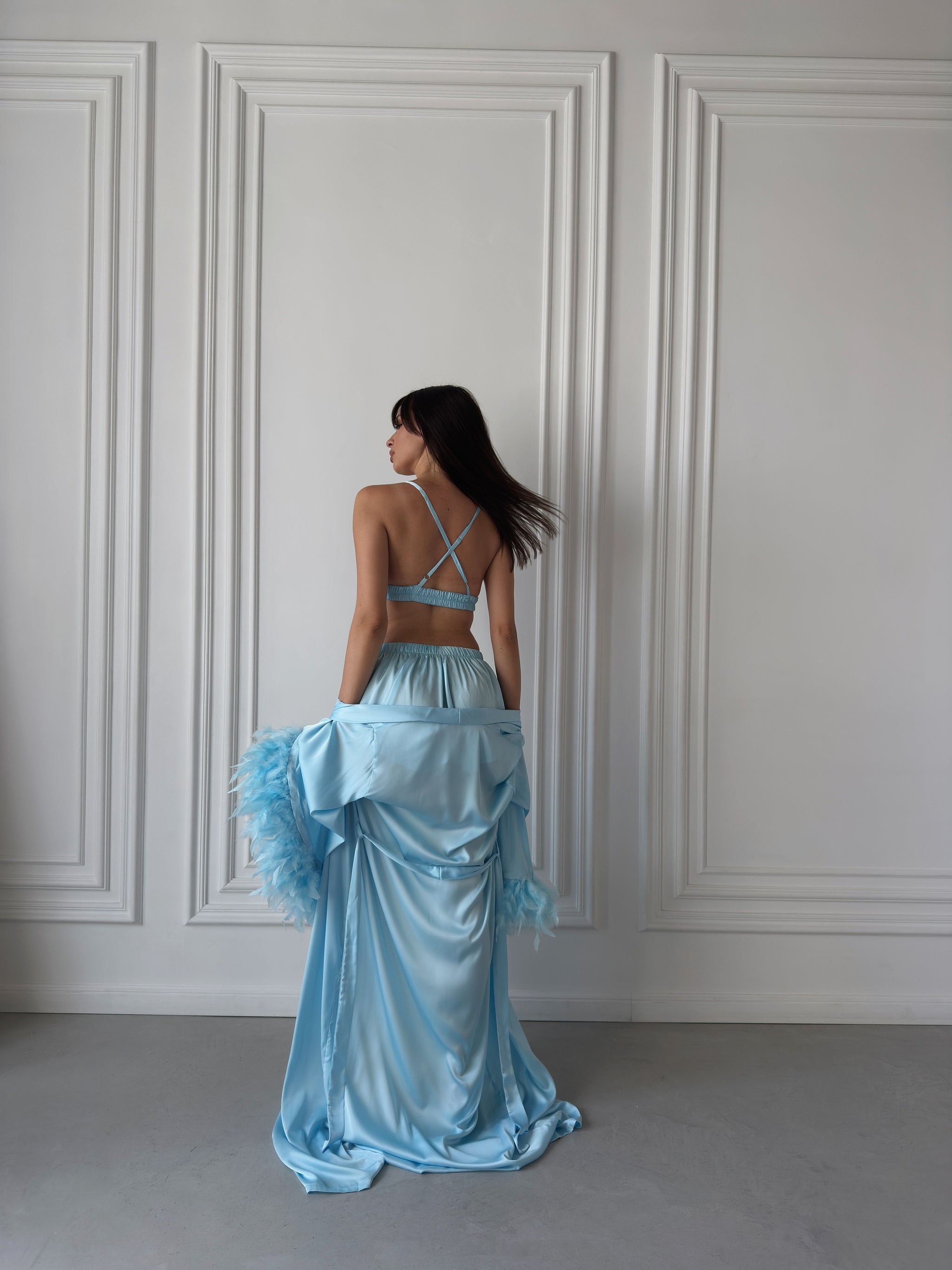 Baby Blue Satin 3-Piece Feather Set