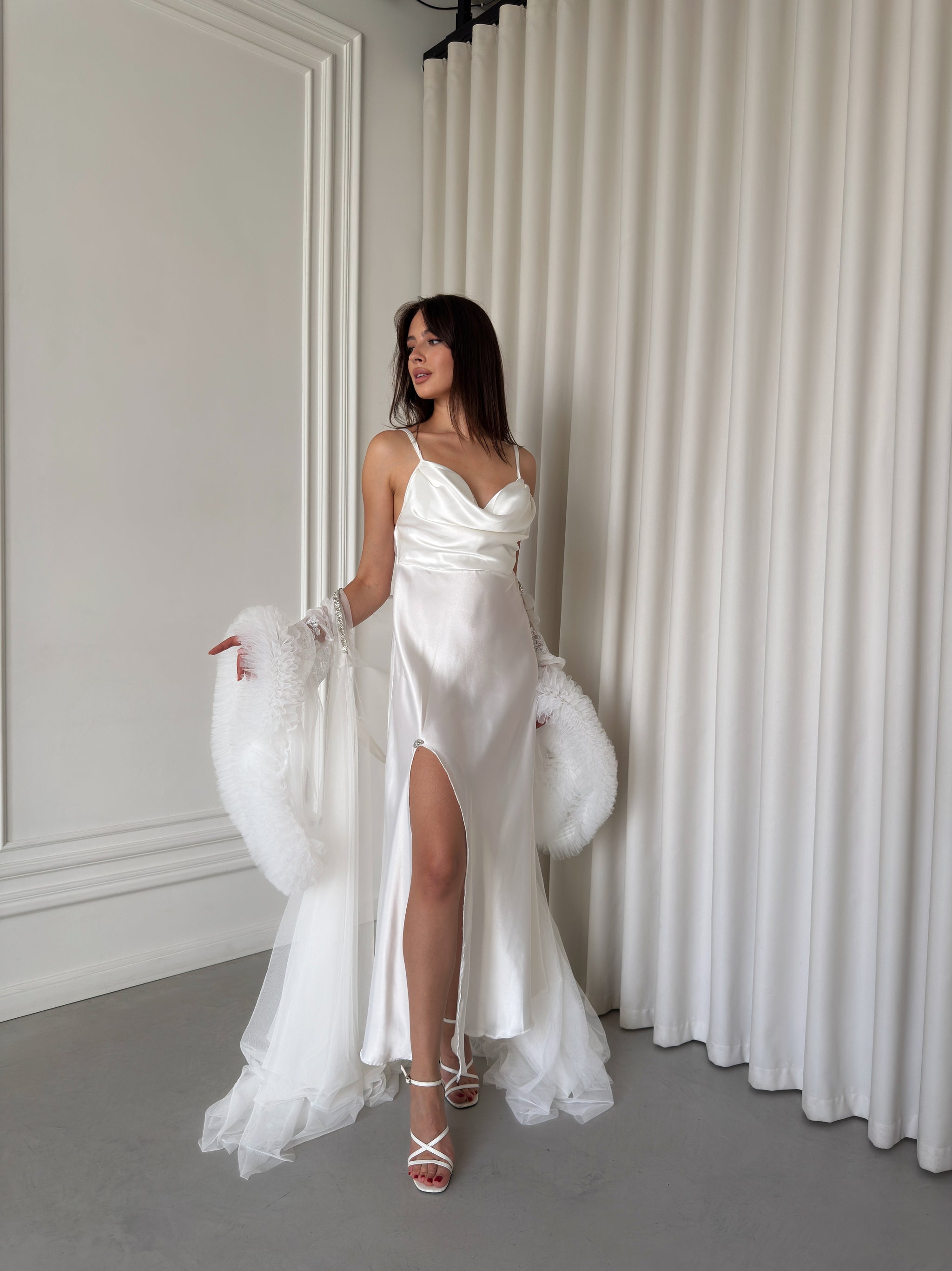 White Bridal Robe & Nightgown Set